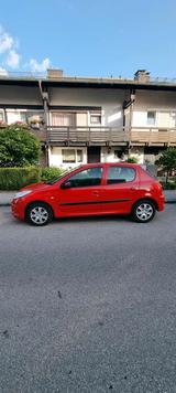 Peugeot Peuget 206+ zu verkaufen ANGEBOT - Peugeot 206 in München