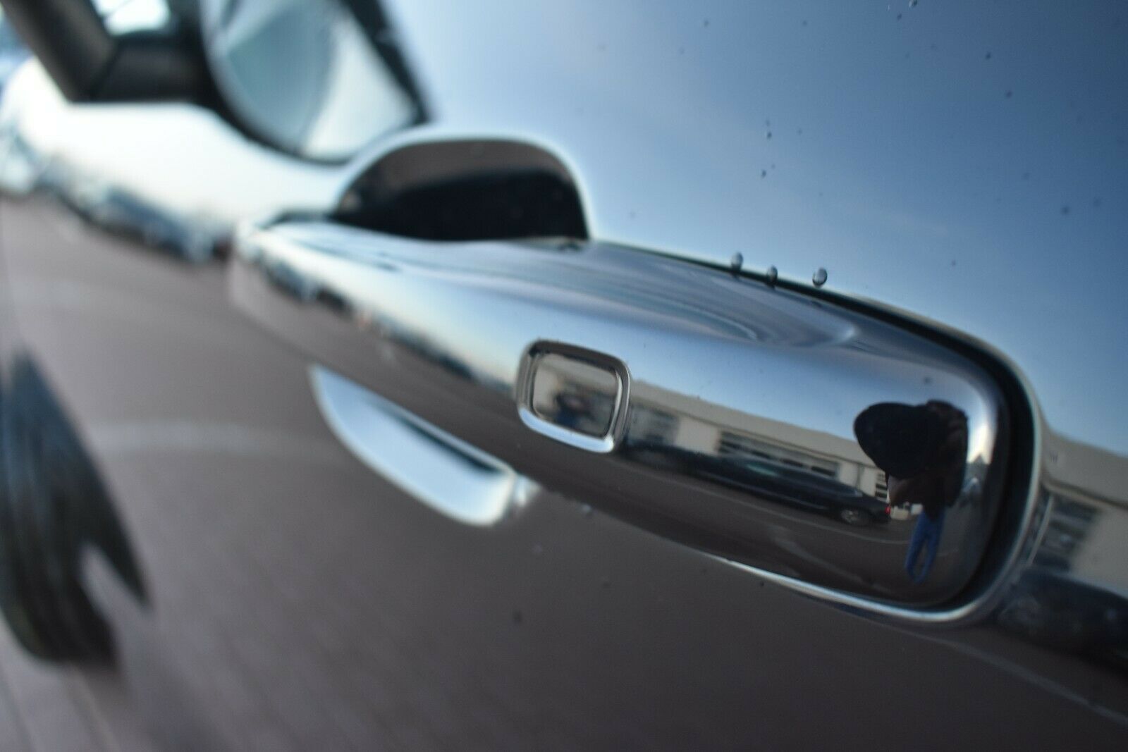 Fahrzeugabbildung Volvo XC60 T8 Twin Engine R-Design*RFK*Lhzg*Mietkauf