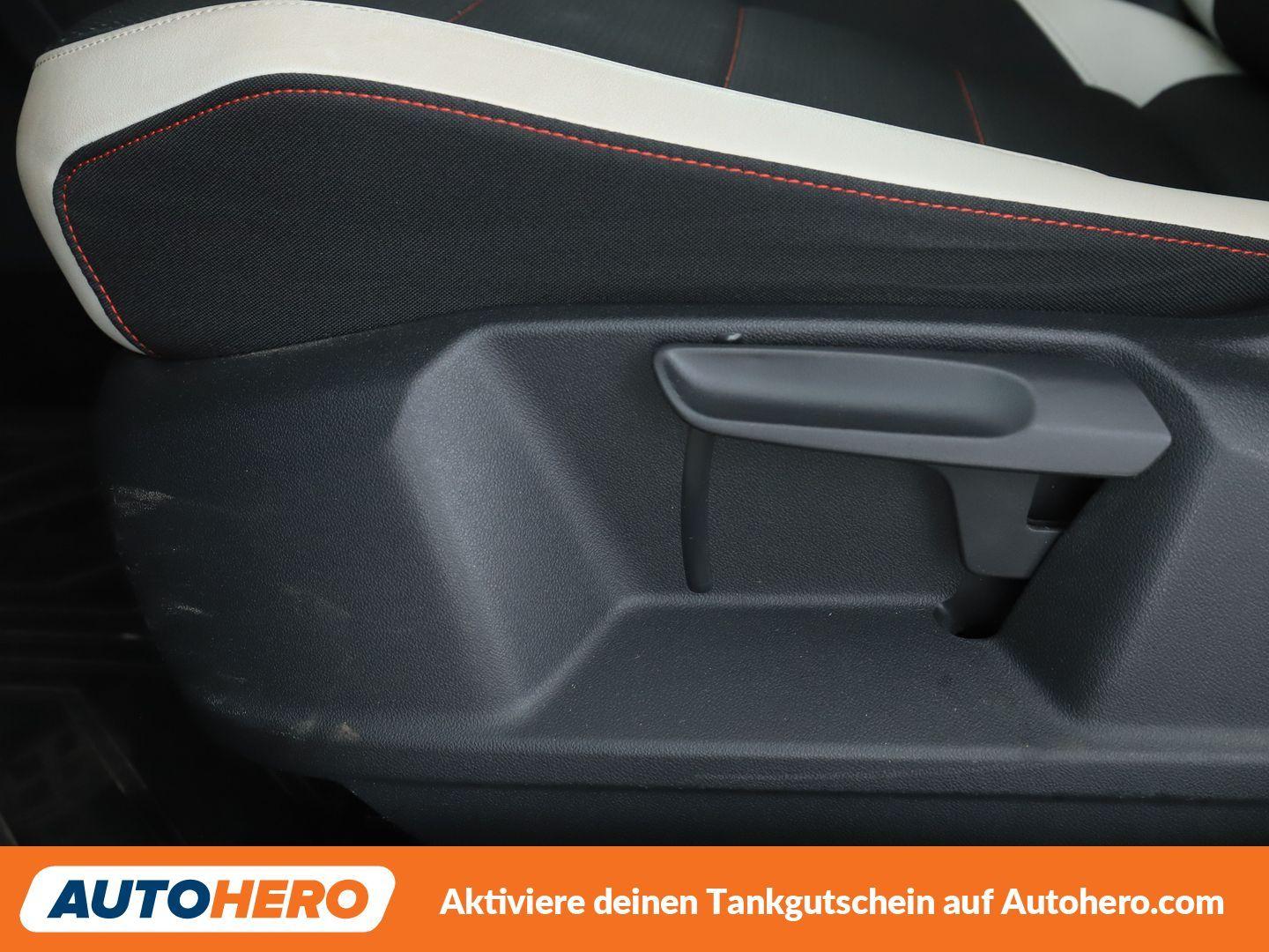 Volkswagen T-Roc 1.5 TSI ACT Sport Aut.*NAVI*LED*ACC*