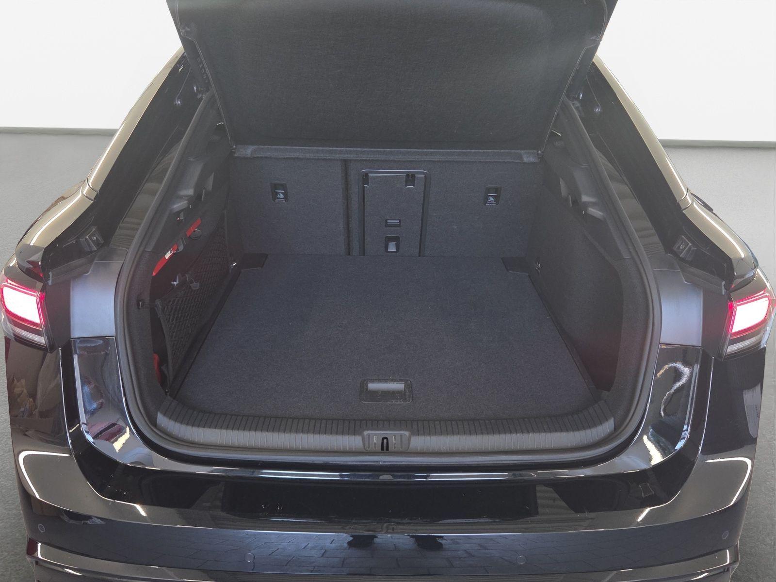 Volkswagen ID.7 Pro Black Style *Navi*Wärmep*IQ-Light*IQ-Dr