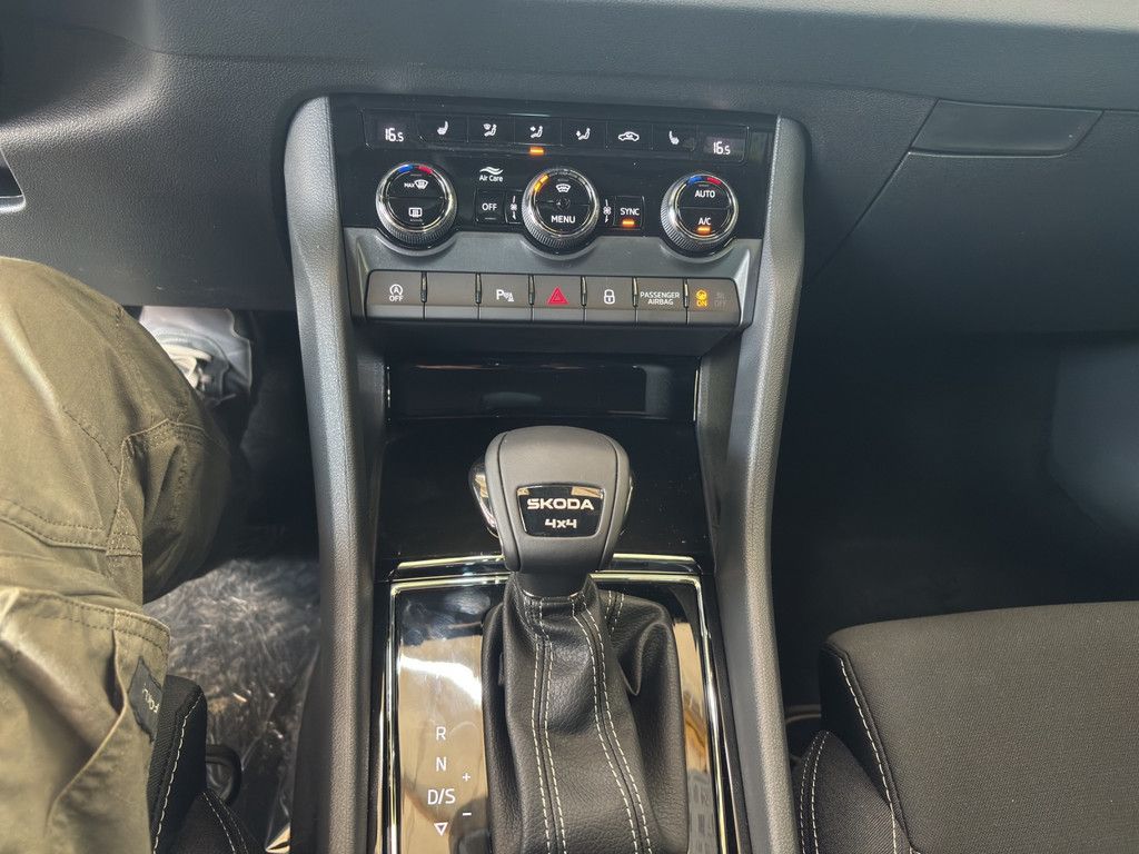 Skoda Karoq - Bild 17