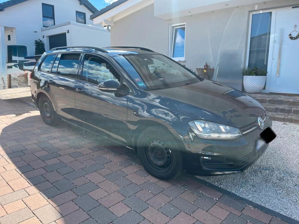 Image of Volkswagen Golf