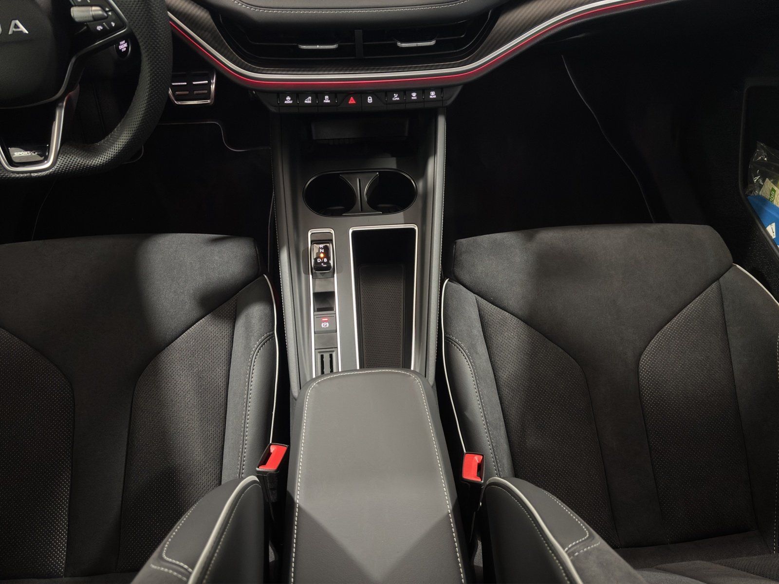 Fahrzeugabbildung SKODA Enyaq Coupe 85 Sportline