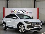 Audi Q4 e-tron SPORTBACK 50 Q S-LINE / WHITE & BLACK