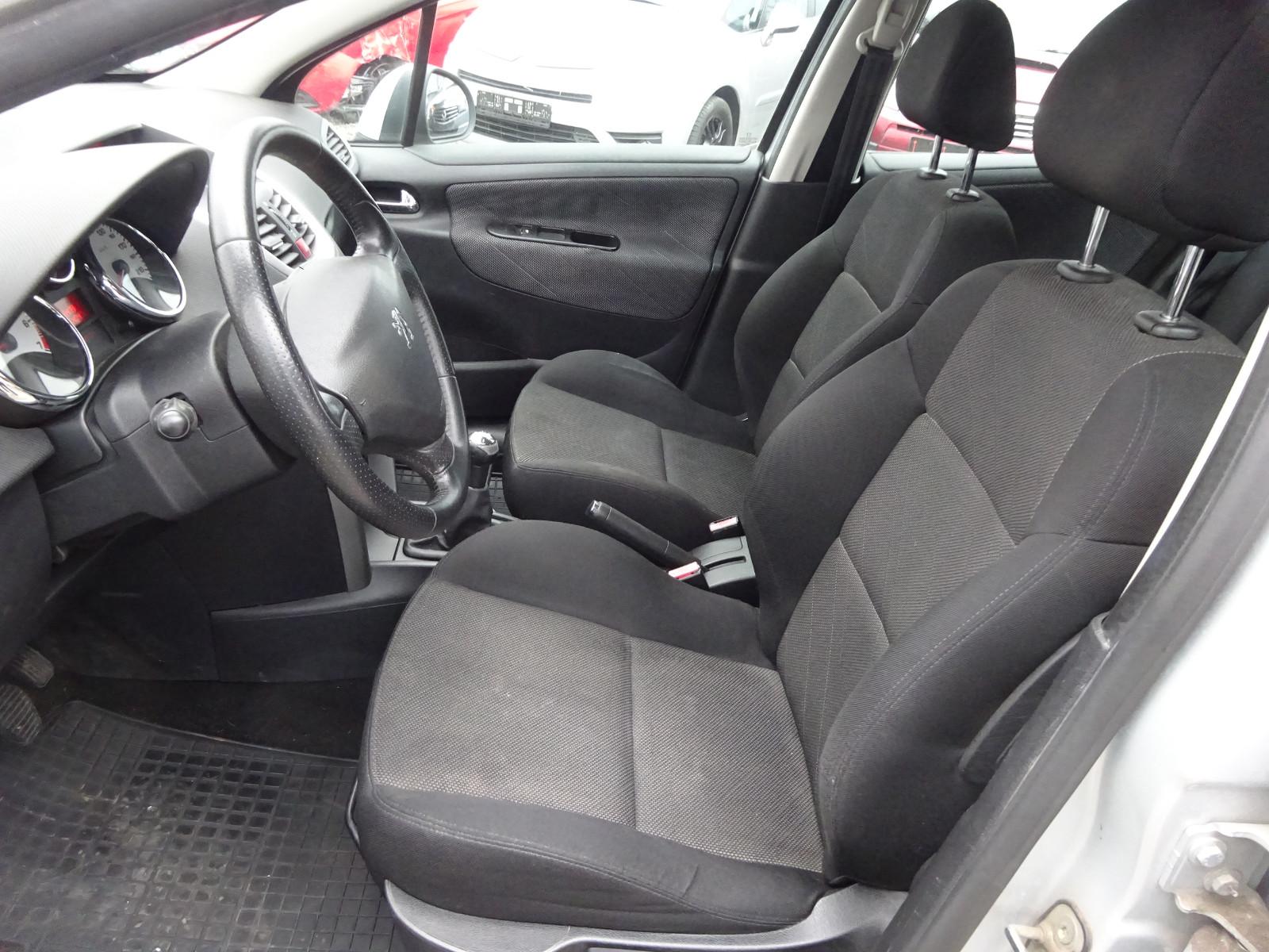 Peugeot 207 2008 — photo 7