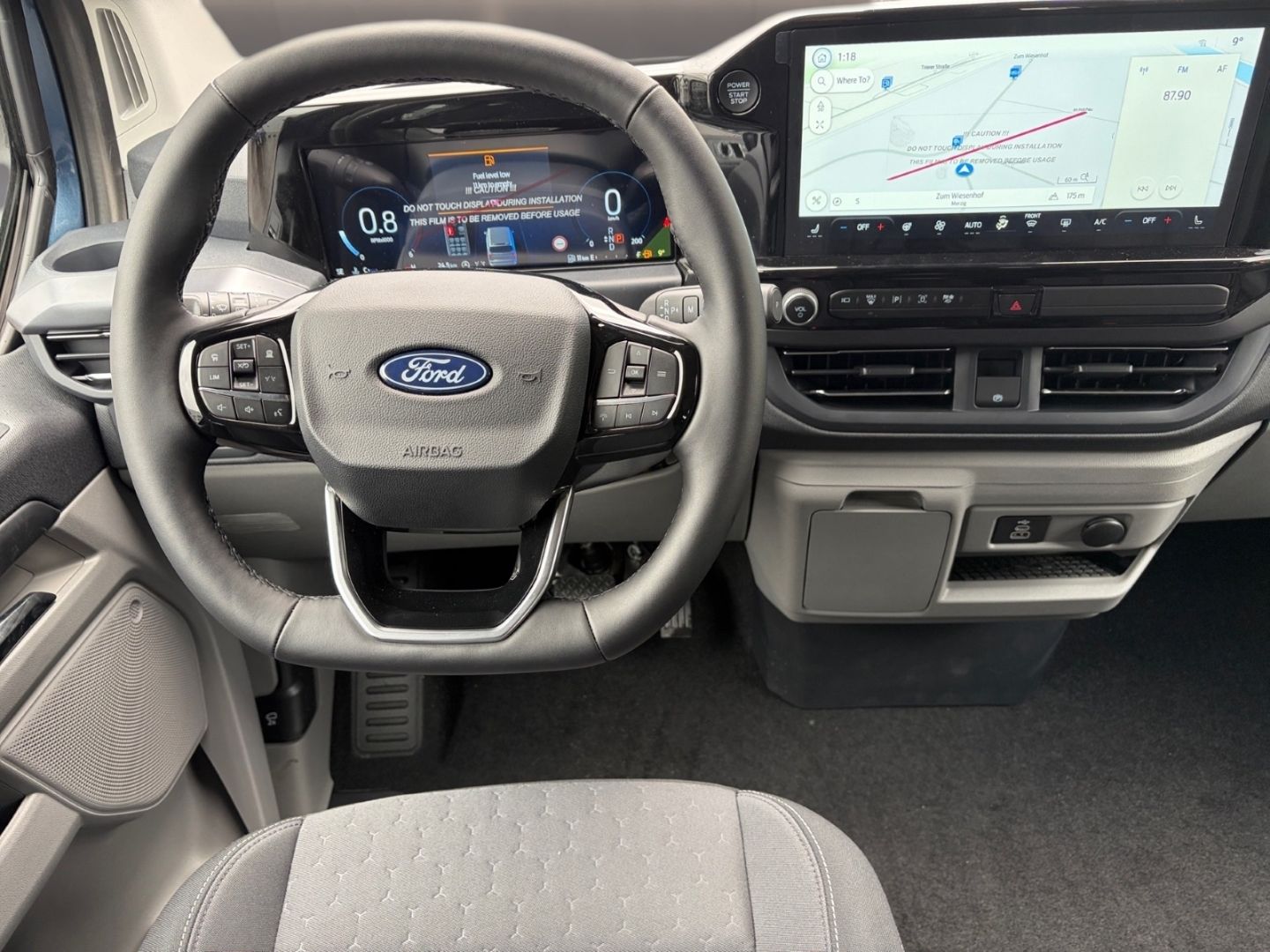 Fahrzeugabbildung Ford Tourneo Custom Bus (TTU) 320 L2 Titanium