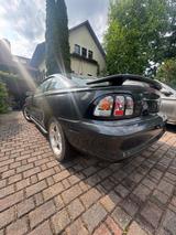 Ford Mustang GT - Ford Mustang mit Benzin-Antrieb: Limousine