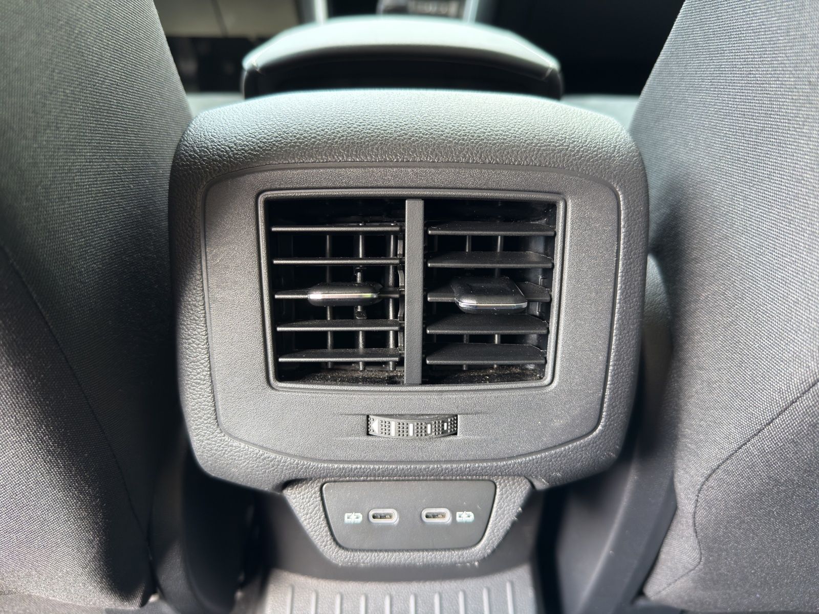 Volkswagen T-Roc - Bild 19