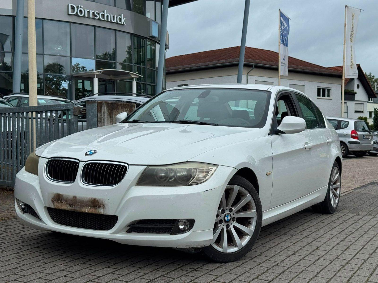 BMW 325d ConnectedDrive | 3.0 Diesel 204ch | BVM | GPS | Bluetooth | Bi-Xénon | Volant M | Clim Auto | PDC AR | Régulateur | Jantes 17"