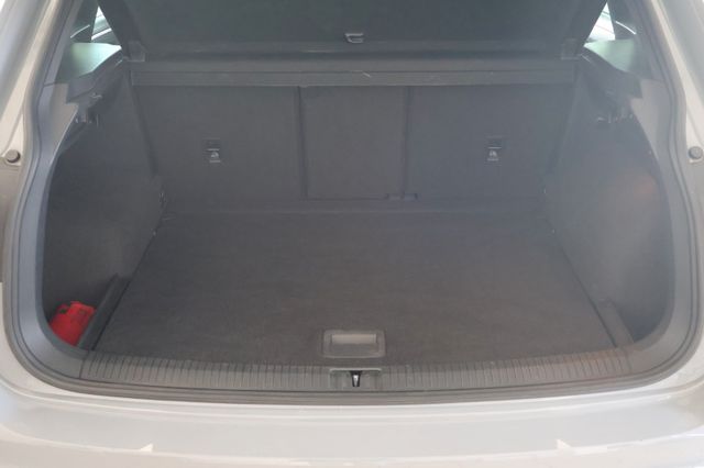 Volkswagen Tiguan Virtual LED ACC HarmanKardon AHK