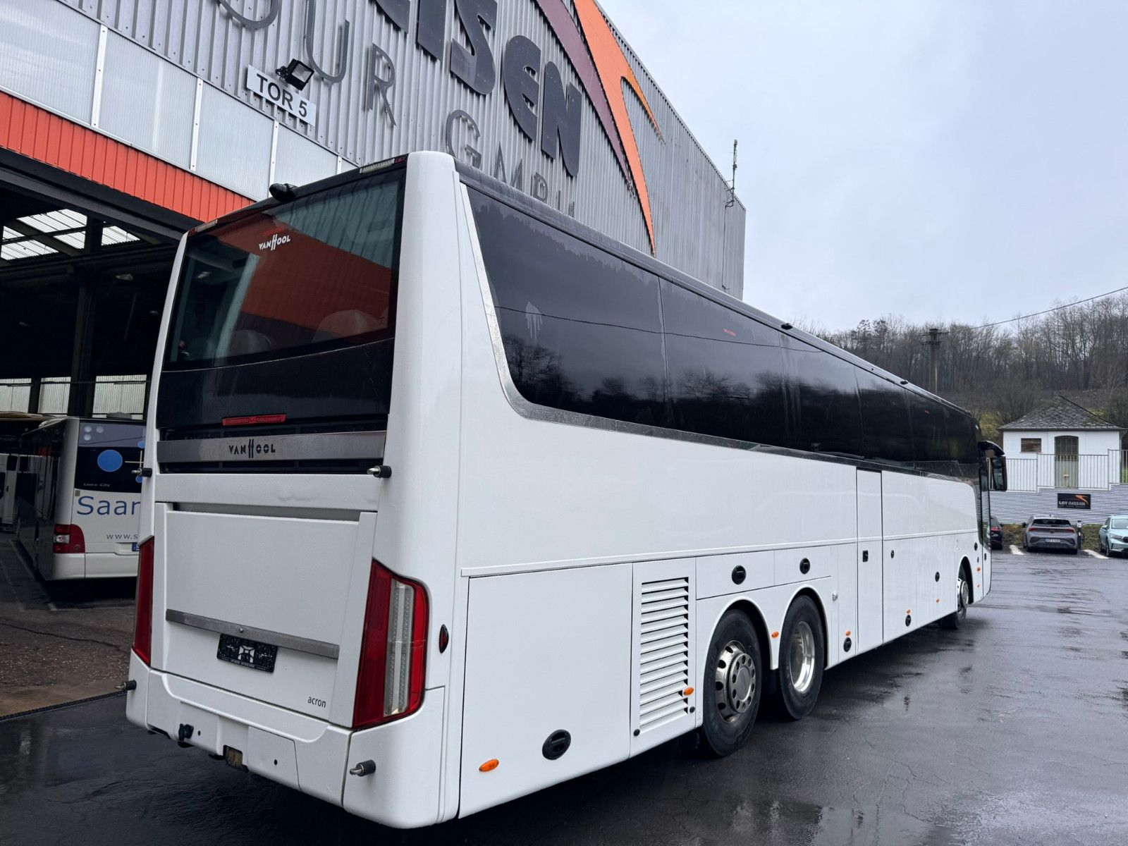 VANHOOL  2017 - Image 7 of 35