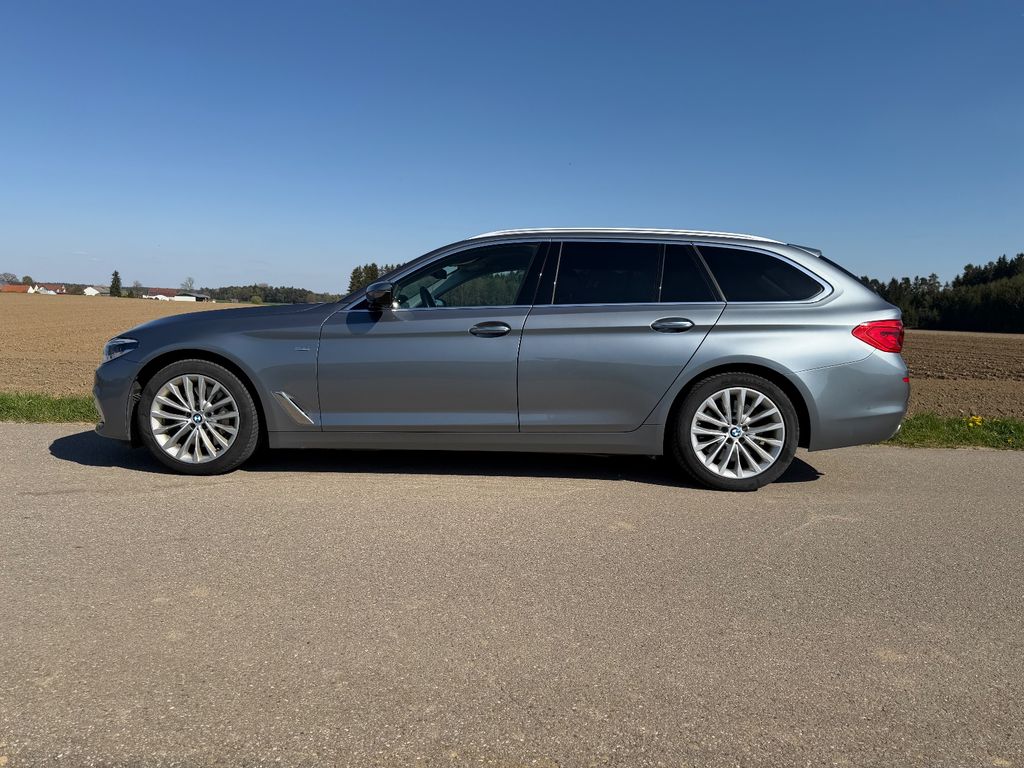 Image of BMW 530