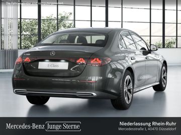 Mercedes E 200 - 4