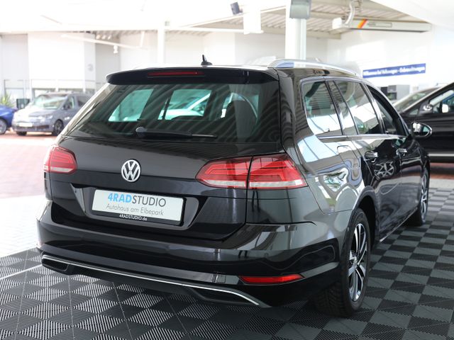 Volkswagen Golf Variant 1.6TDI DSG IQ DRIVE LED KAMERA ACC