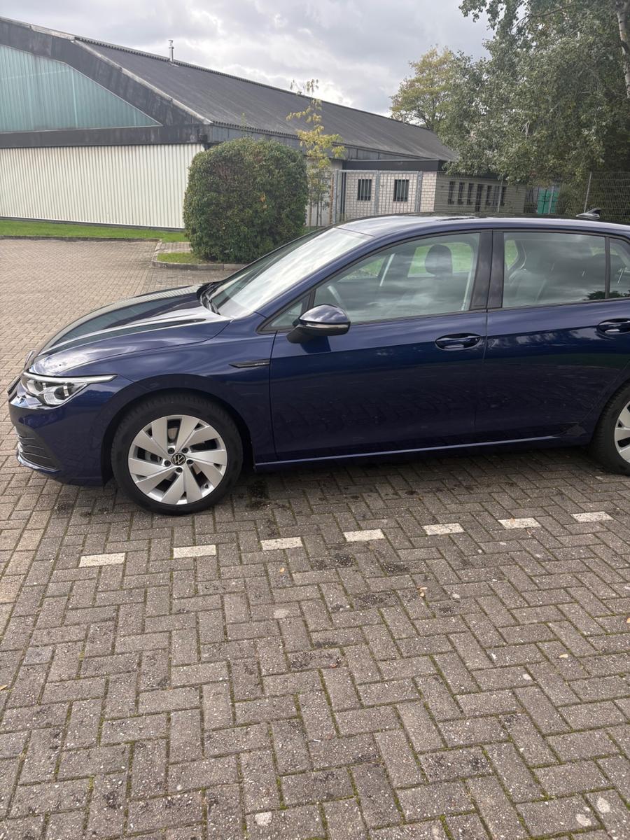 Volkswagen Golf 1.5 eTSI OPF 110kW DSG Style Style