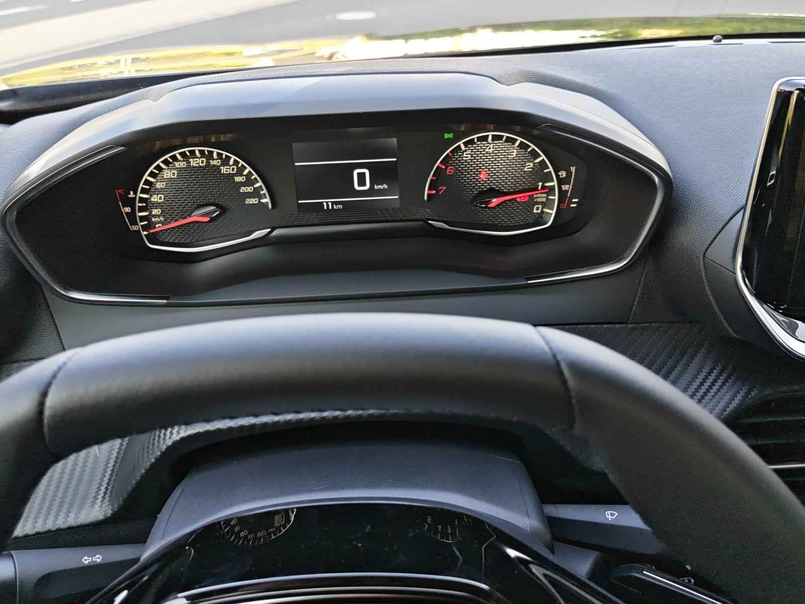 Peugeot 2008 Style Deutsches Auto Navi Kamera PDC v/h SH