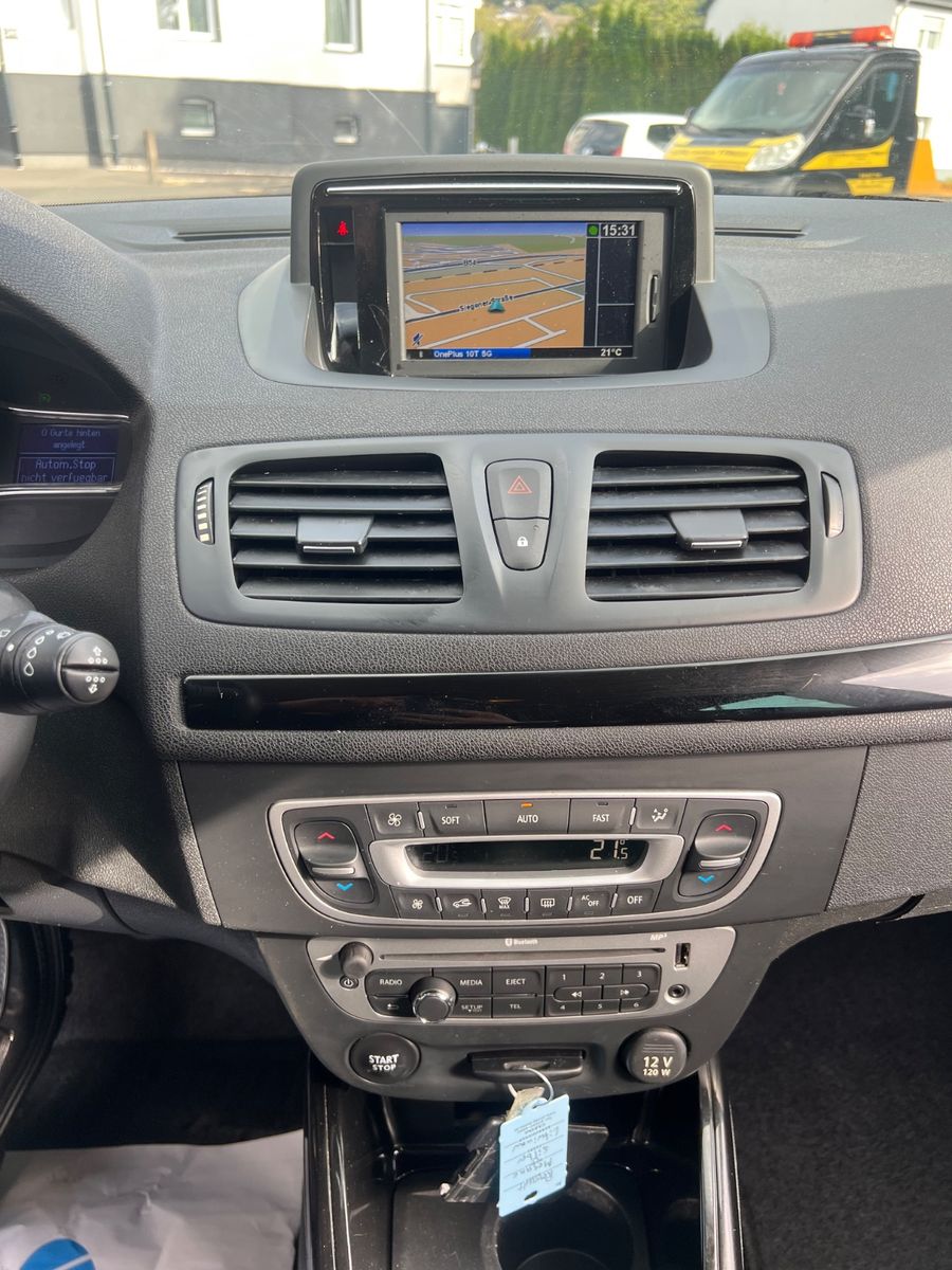 Fahrzeugabbildung Renault Megane III Grandtour BOSE Edition *KAMERA*