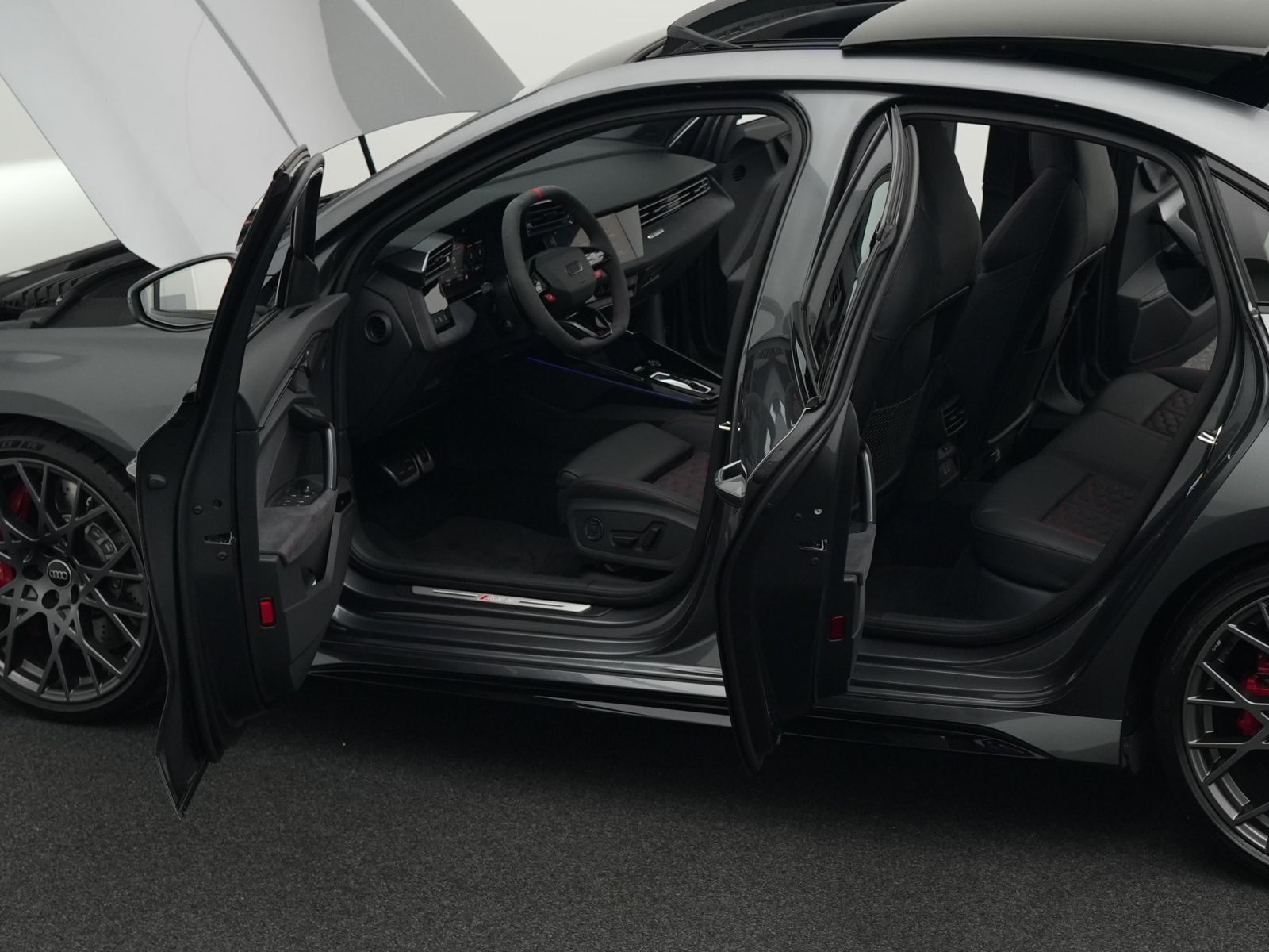 Audi RS3 - Bild 32