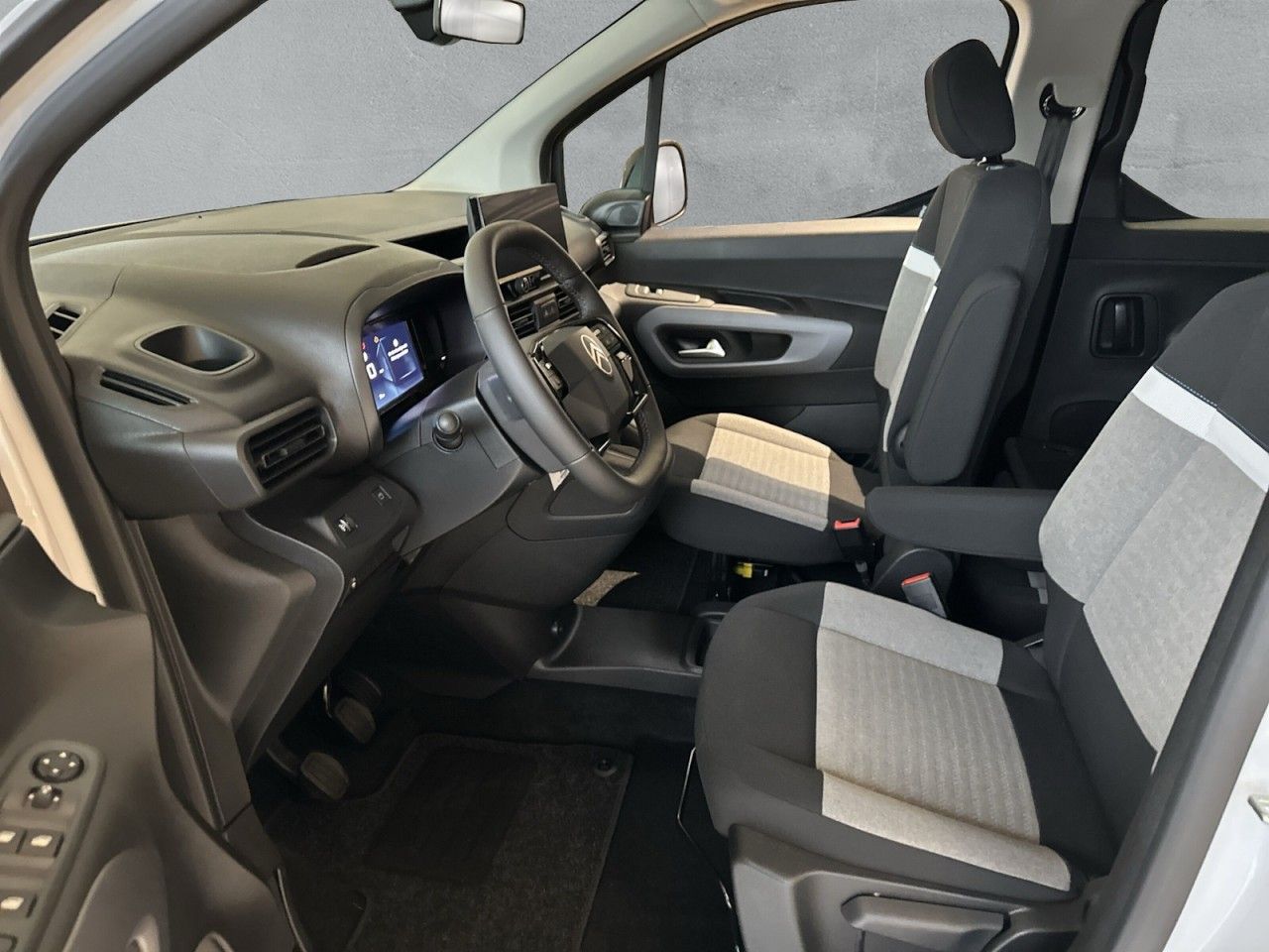 Fahrzeugabbildung Citroën Berlingo MPV M Diesel 100 Plus