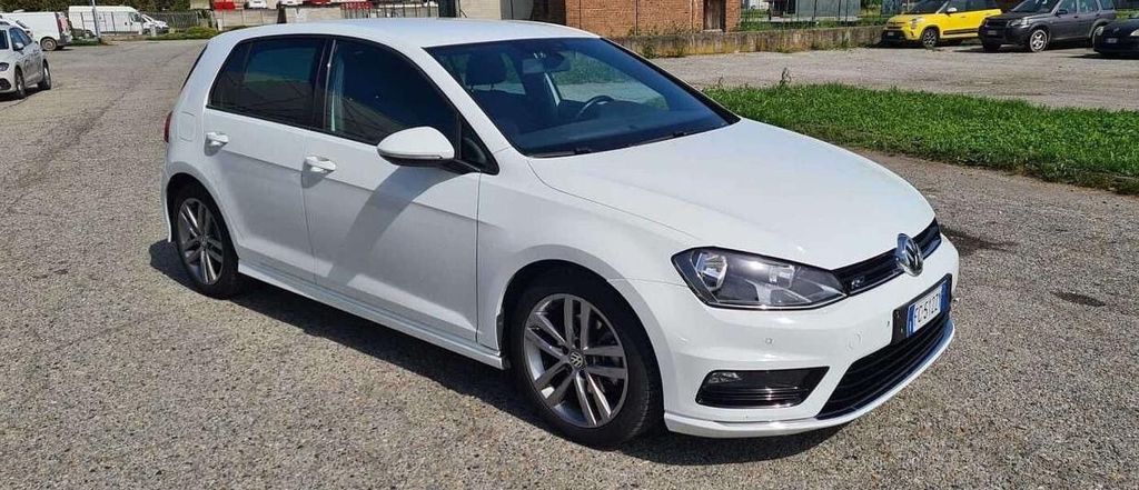 Image of Volkswagen Golf