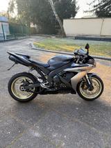 Yamaha YZF R1 RN12 - YAMAHA 2004 R1