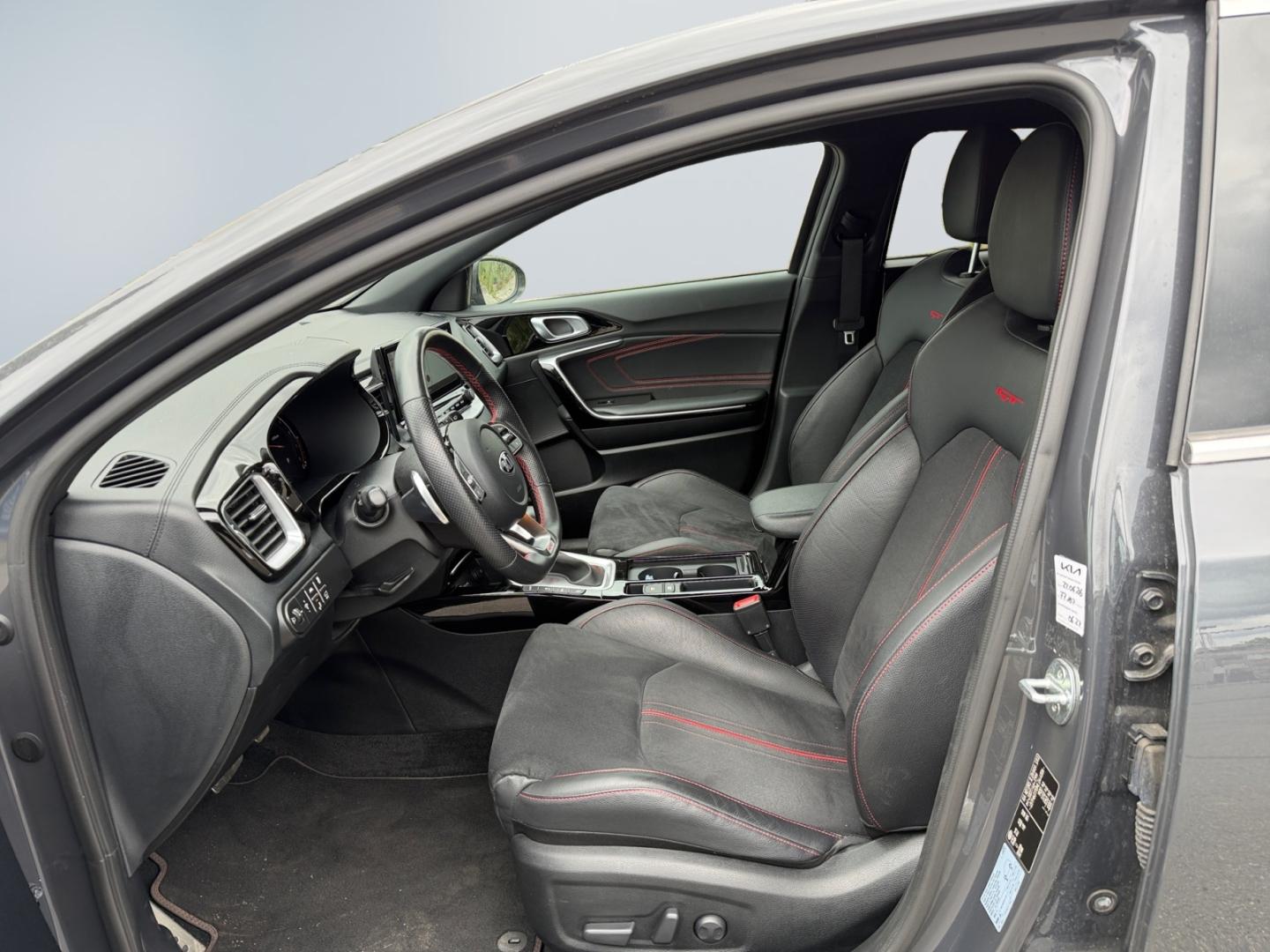 Kia ProCeed GT 1.6T-Gdi DCT7 Navi Klimaautom SHZ PDC