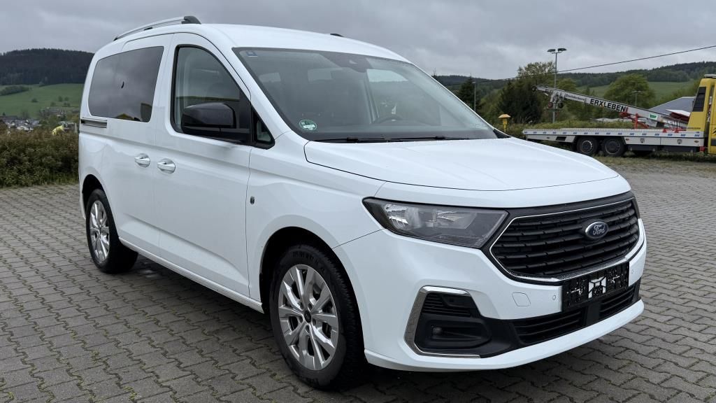 Autohaus Zimpel - Ford Tourneo Connect Titanium 1.5 Kamera+Klimaautomat - Bild 3 Autohaus Zimpel - Ford Tourneo Connect Titanium 1.5 Kamera+Klimaautomat - Bild 3