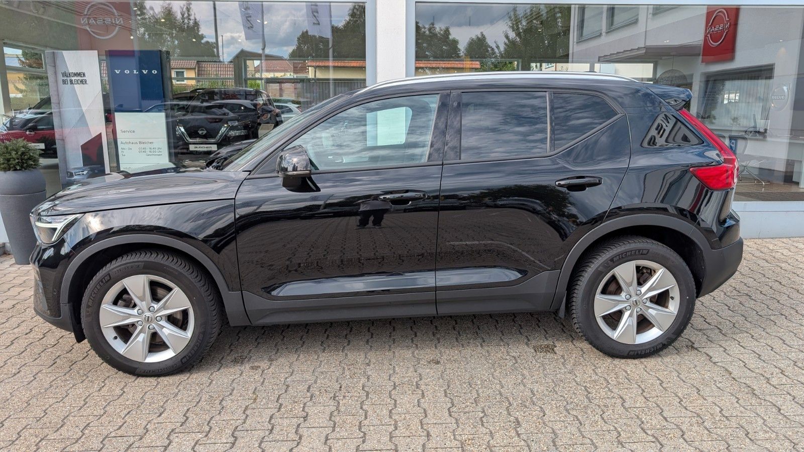 Fahrzeugabbildung Volvo XC 40 B4/Standheizung/Winterpaket