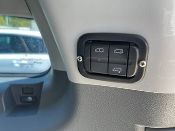 Fahrzeugabbildung Mercedes-Benz Viano 2.2 CDI Ambiente Kompakt*2xSchiebetür*