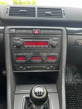 Audi A4 2.0 FSI Avant - - Audi A4 aus 2002: 2.0