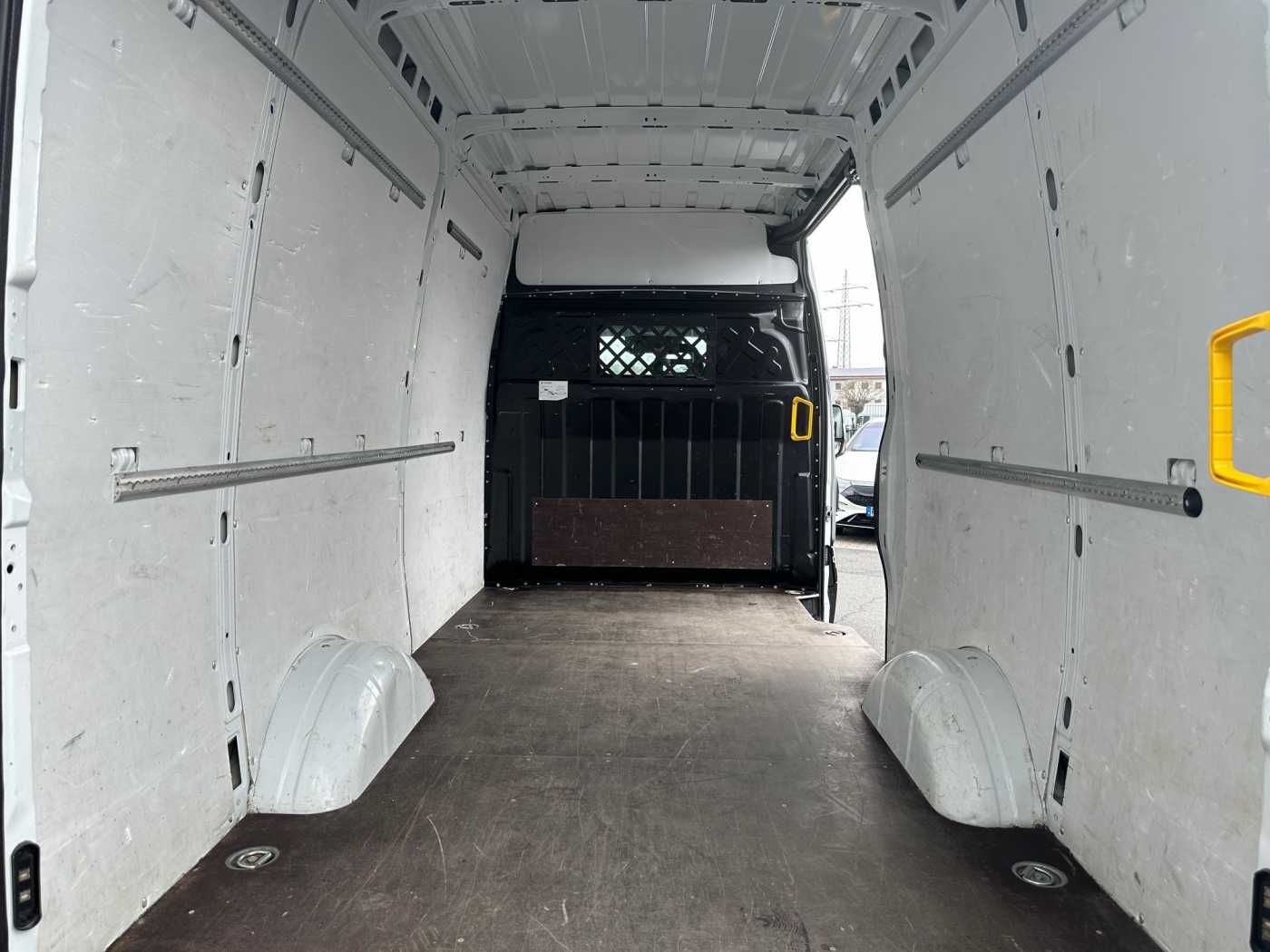 Fahrzeugabbildung Iveco Daily 35S16 *Klima*L3.520mm*
