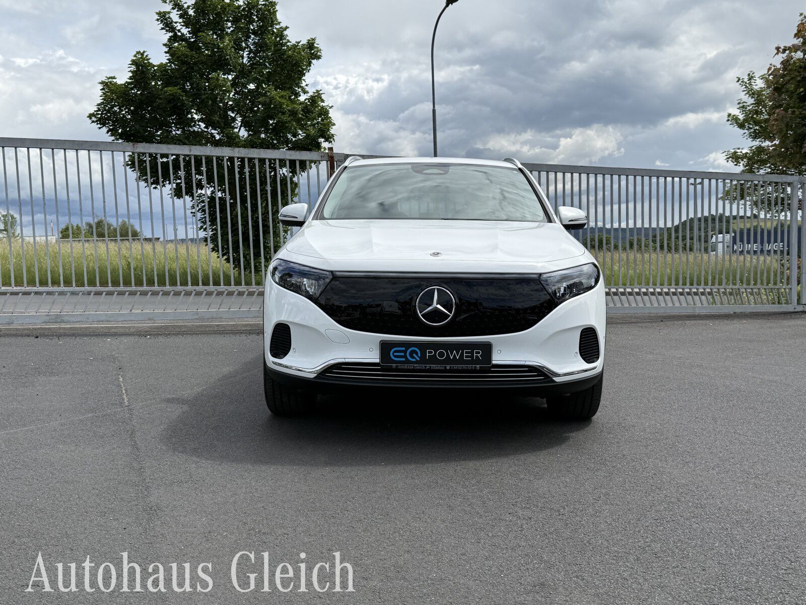 Fahrzeugabbildung Mercedes-Benz EQA 250 + Progressive Navi/Distronic/Klima/LED/B