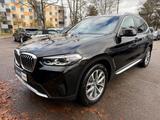 BMW X3 xDrive 20i AUT~Facel~ACC~LiveCock~Kam~Leder - BMW X3 Gebrauchtwagen in München