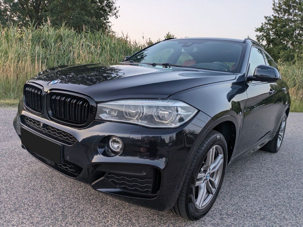 Image of BMW X6