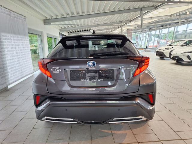 Toyota C-HR 2.0 Hybrid Style Selection