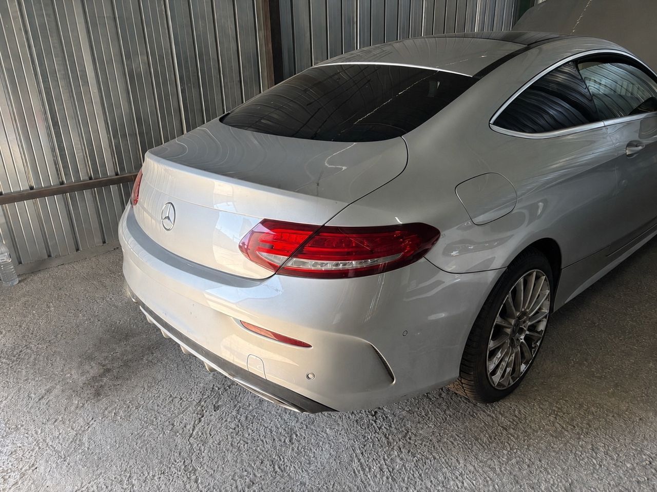 MERCEDES-BENZ C 220