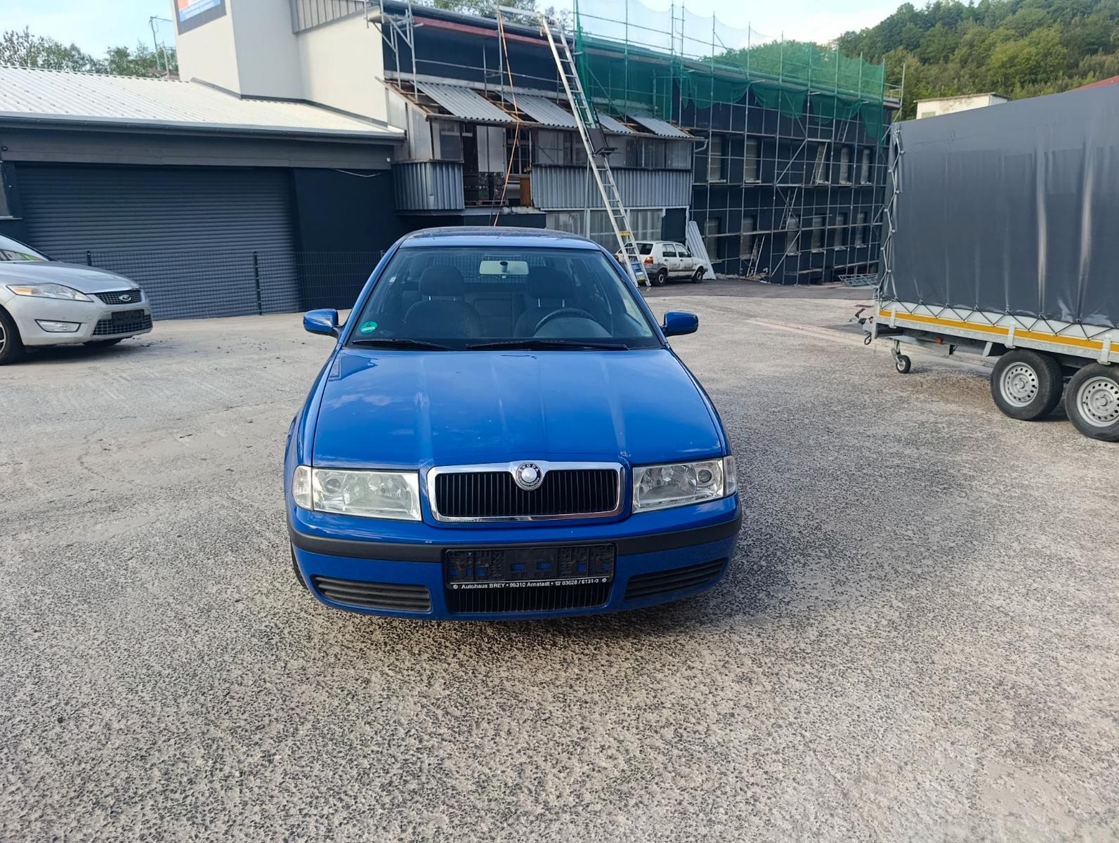 Skoda Octavia Combi 2.0 Ambiente Automatik