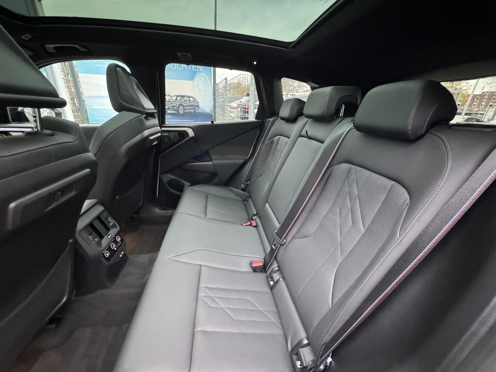 BMW X3 M50 - Bild 17