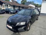 Skoda Octavia Combi RS 245/Pano-Dach/RS-Sitze - Skoda Octavia: Schwarz