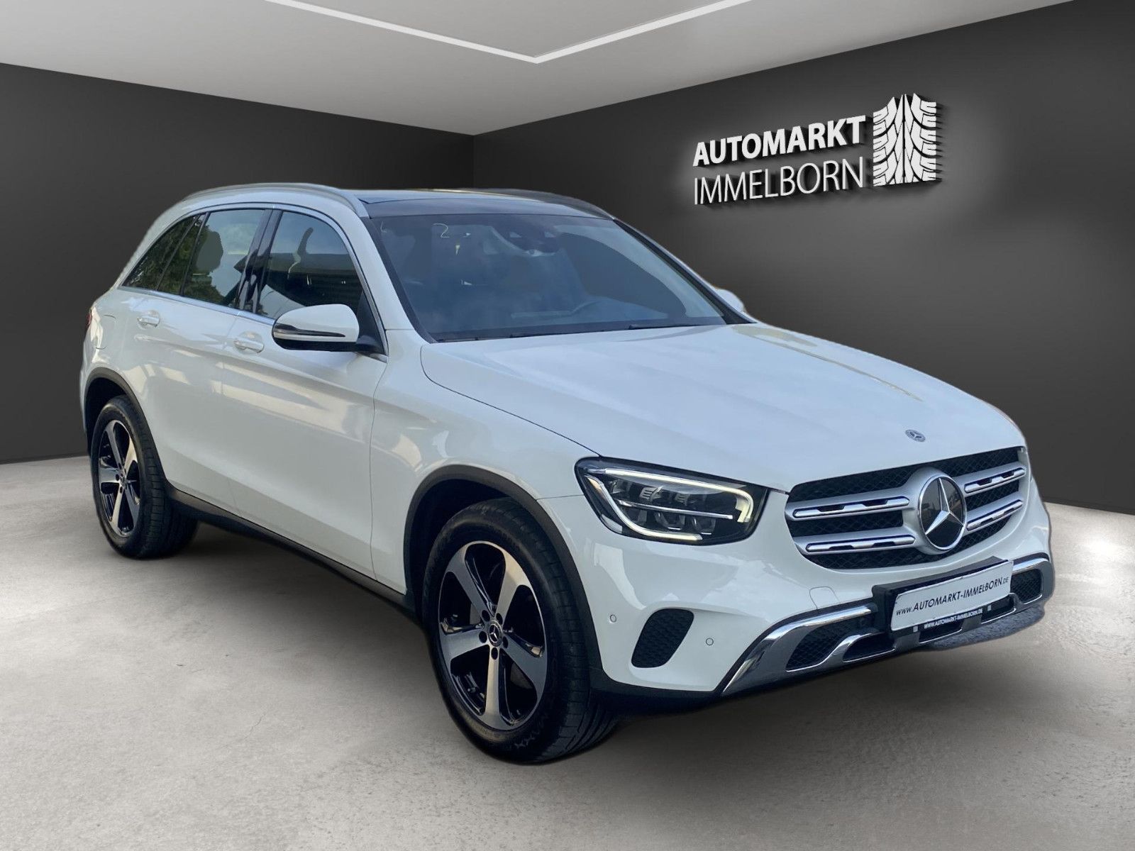 MERCEDES-BENZ GLC 220 d Exclusive Pano*LED*Offroad*HUD*Kamera