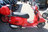 Vespa GTS 125 Super mit Topcase - VESPA TOPCASE