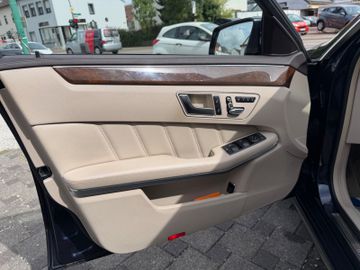 Mercedes E 350 - 12