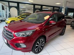 FORD Kuga ST-Line Navi SHZ AHK PDC KeyFree Ruby Rot
