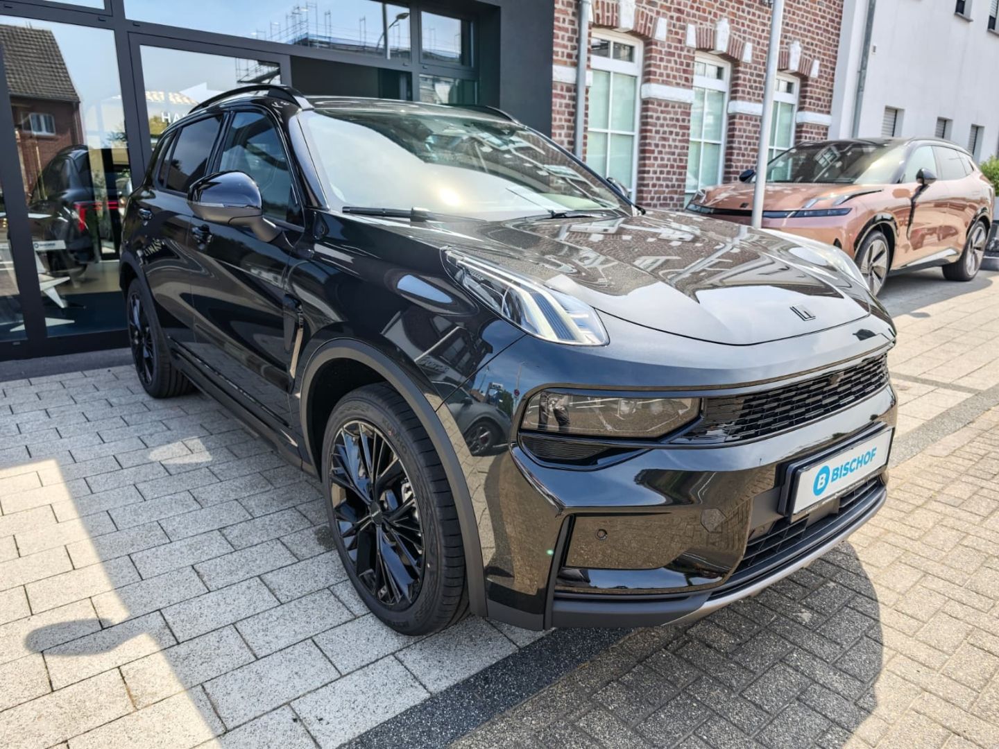 Lynk & Co 01