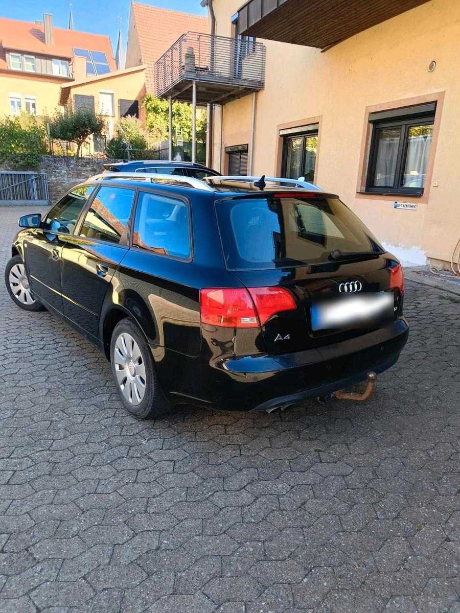Audi A4 2006 — rear view