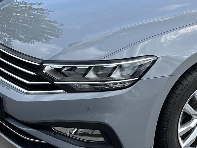 Passat Variant Business 2.0 TDI DSG LED Navi Sit