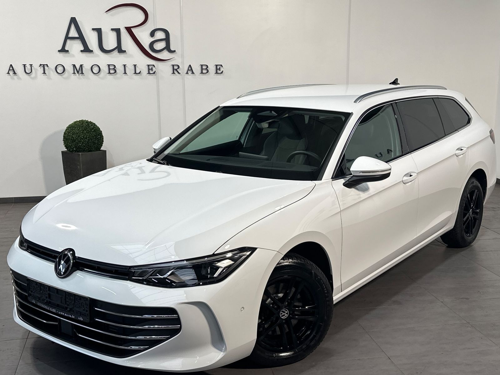 Fahrzeugabbildung Volkswagen Passat Variant 2.0 TDI DSG Business NAV+LED+ACC