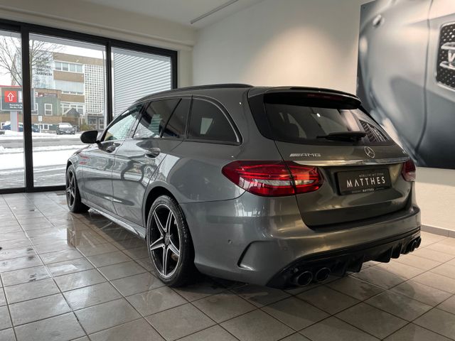 Fahrzeugabbildung Mercedes-Benz C 43 AMG 4Matic T-Modell/Pano/Memory/Kamera