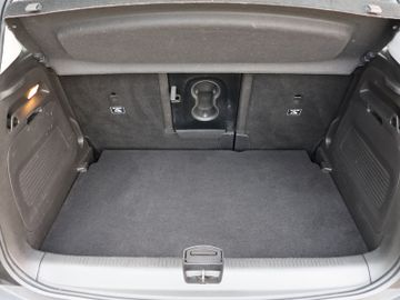 Opel Crossland (X) - 11