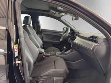 Bild 16 Audi Q3 Sportback 35 2.0 TDI DSG S line +PANO+LED+19